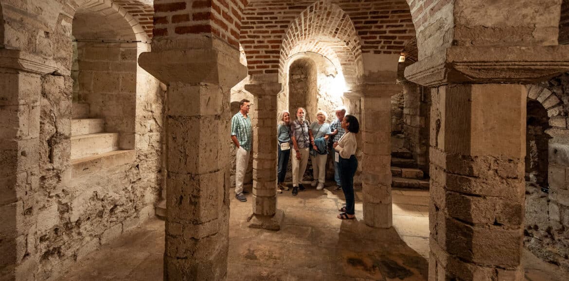 Visiter la crypte Saint-Avit à Orléans ©Ludovic Letot